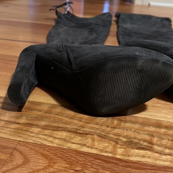 Knee high boots - Picture 3 of 8